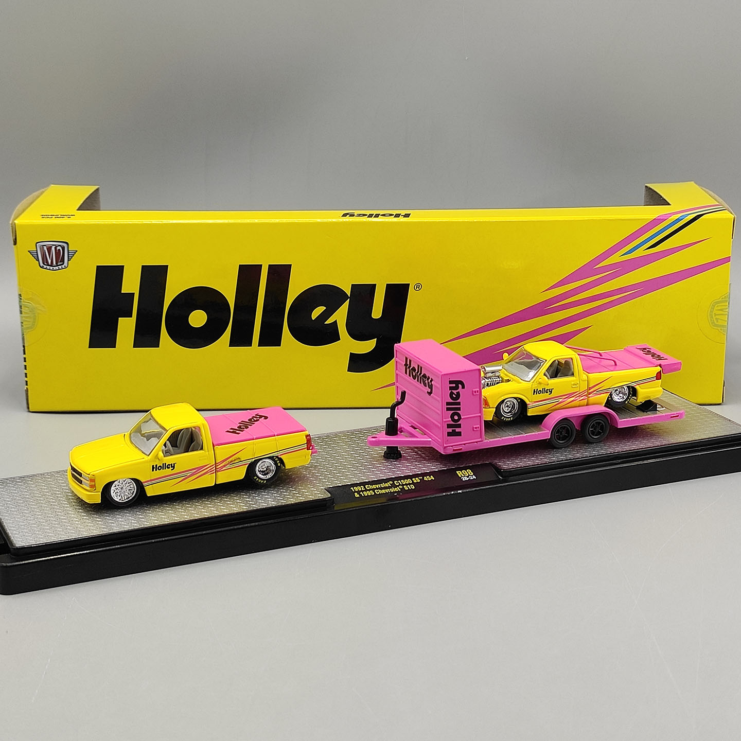 Die Cast Car 1 64 - Diecast M2 1:64 Scale Chevrolet C1500